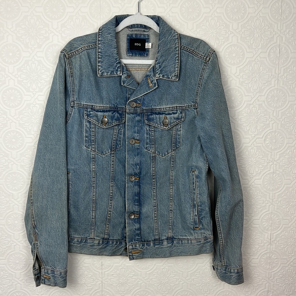 Urban Outfitters BDG Denim Jacket Jean Light Medium‎ Blue Classic 90s